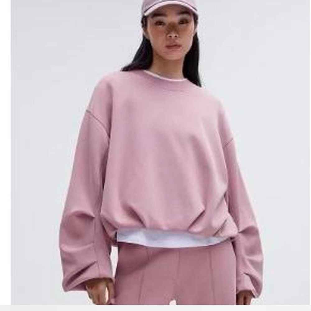 Lululemon Softstreme Voluminous-sleeve pullover